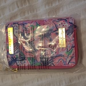 New in package card holder Lilly Pulitzer